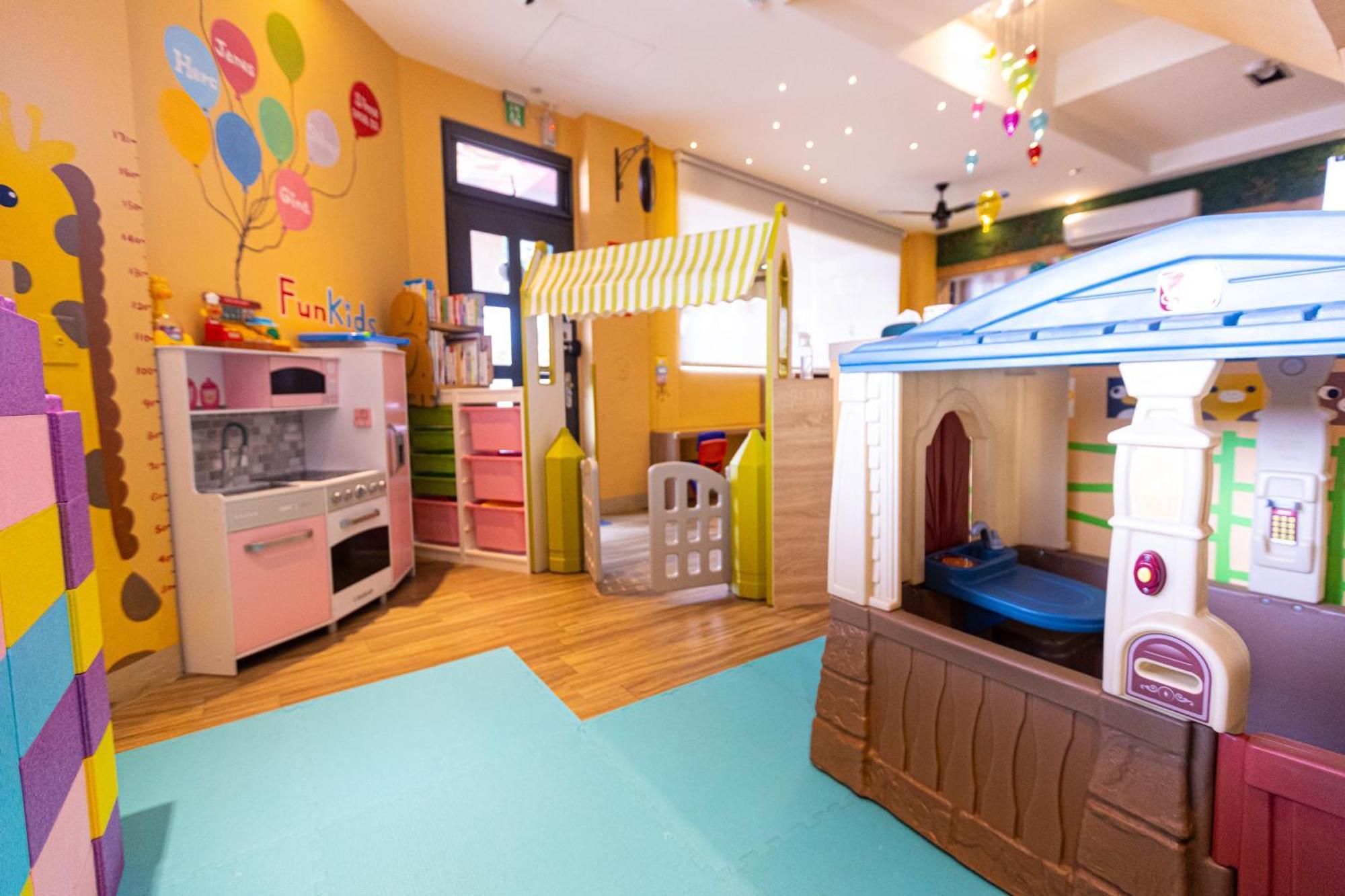 Fun Kids B&B Хуалянь Экстерьер фото